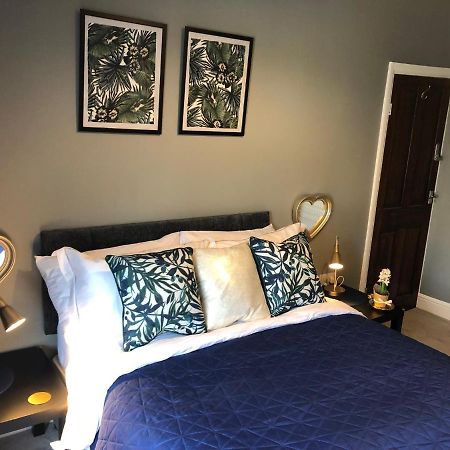 3. Stylish Private Double Room Near Manchester City Centre المظهر الخارجي الصورة