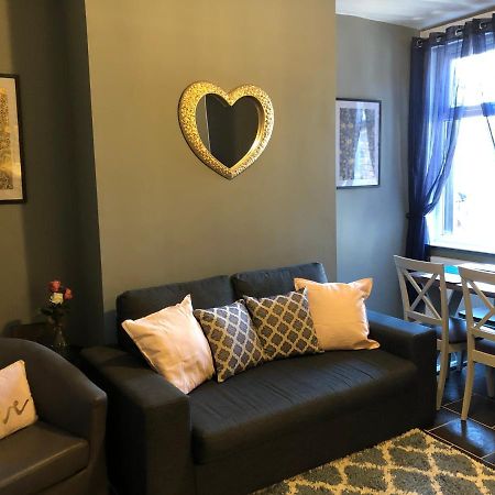 3. Stylish Private Double Room Near Manchester City Centre المظهر الخارجي الصورة