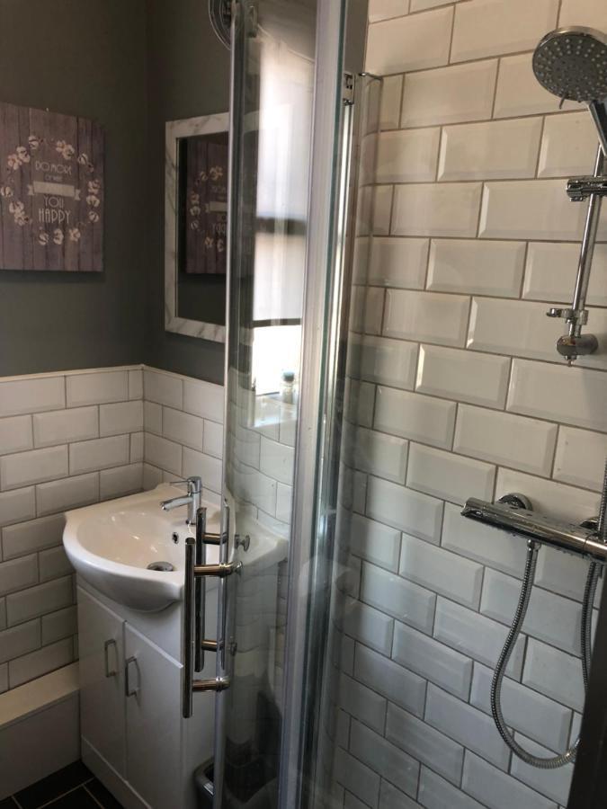 3. Stylish Private Double Room Near Manchester City Centre المظهر الخارجي الصورة