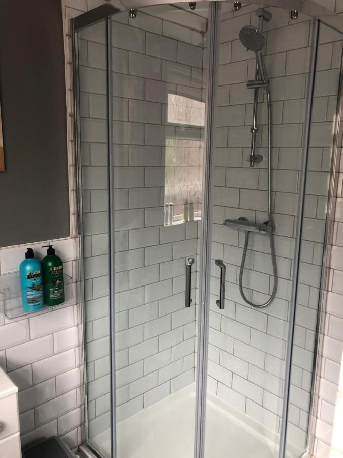 3. Stylish Private Double Room Near Manchester City Centre المظهر الخارجي الصورة